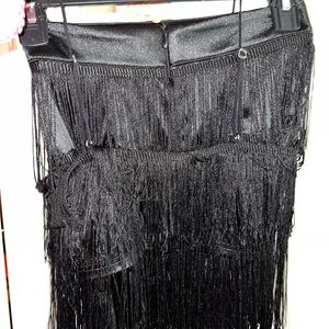 Adika- 2 Piece Fringe Set